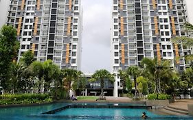 Timurbay Seafront Residence By Hardinahomes